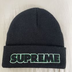 Supreme World Famous Beanie