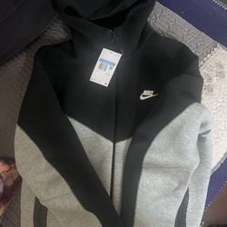 Black/grey Nike Tech Hoodie