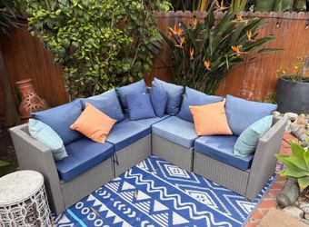 Gray Wicker Outdoor Sectional w/ Blue Cushions