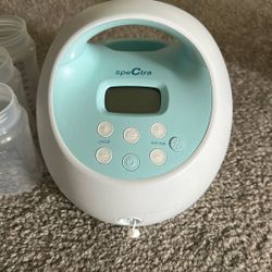 Spectra Breast Pump With Parts 