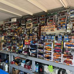 Diecast Cars & Trucks, Hess Trucks, Corgi Toys 