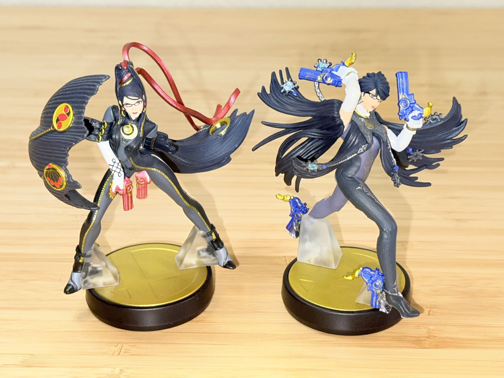 Bayonetta Player 1 + Player 2 Super Smash Bros Amiibo Figure Set By Nintendo