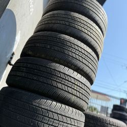 215/55/17 Michelin Tires Con 80% De Vids Las 4