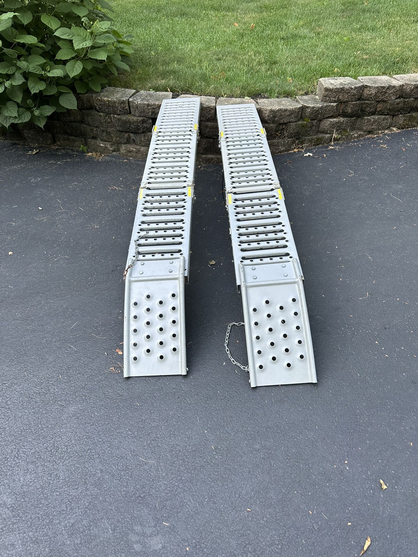 Latin FSR-2SL Folding Steel ATV/Truck Ramps