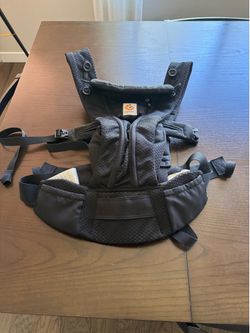 Ergobaby Omni Breeze Carrier