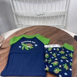 Faded Glory 2 Piece Organic Cotton PJ Set.