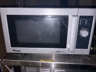 Amana Commercial Microwave – 1000W