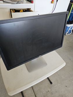 DELL 24" Monitor