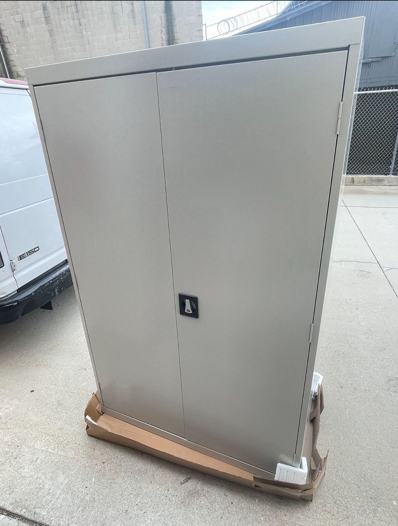 Sandusky Elite Series Steel Freestanding Garage Cabinet in Gray (46 in. W x 72 in. H x 24 in. D)