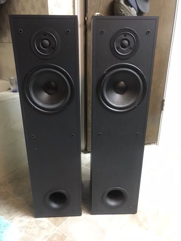 Mitsubishi tower speakers