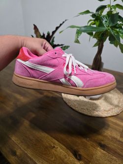 Womens shoes
