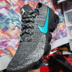 Vapor Max. Size 11.5.  