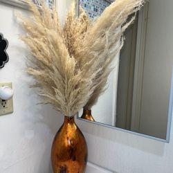 PAMPAS GRASS & Vase
