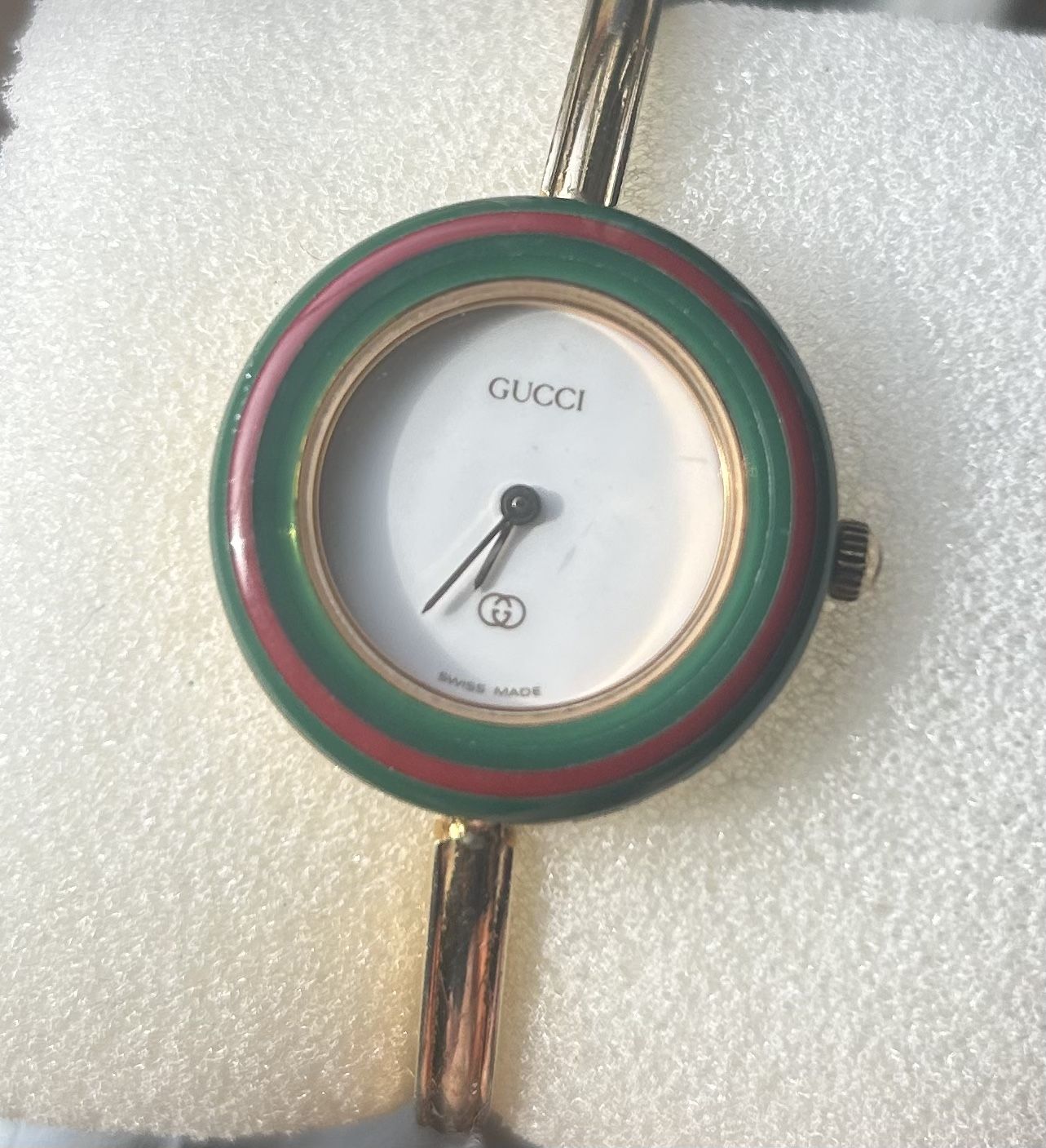 Women’s Gucci 1100-L Watch