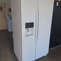 AMANA REFRIGERATOR 💦 🧊🥶