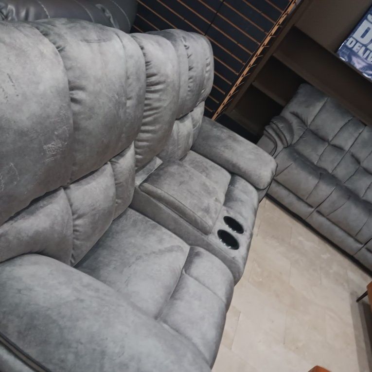 *Living Room Special*---Barcelona Attractive Gray Fabric Reclining 3 Piece Sets---Delivery And Easy Financing Available🫡
