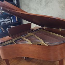 Yamaha G1 Satin Walnut Baby Grand Piano