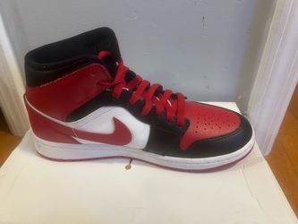 Nike Air Jordan 1 Mid