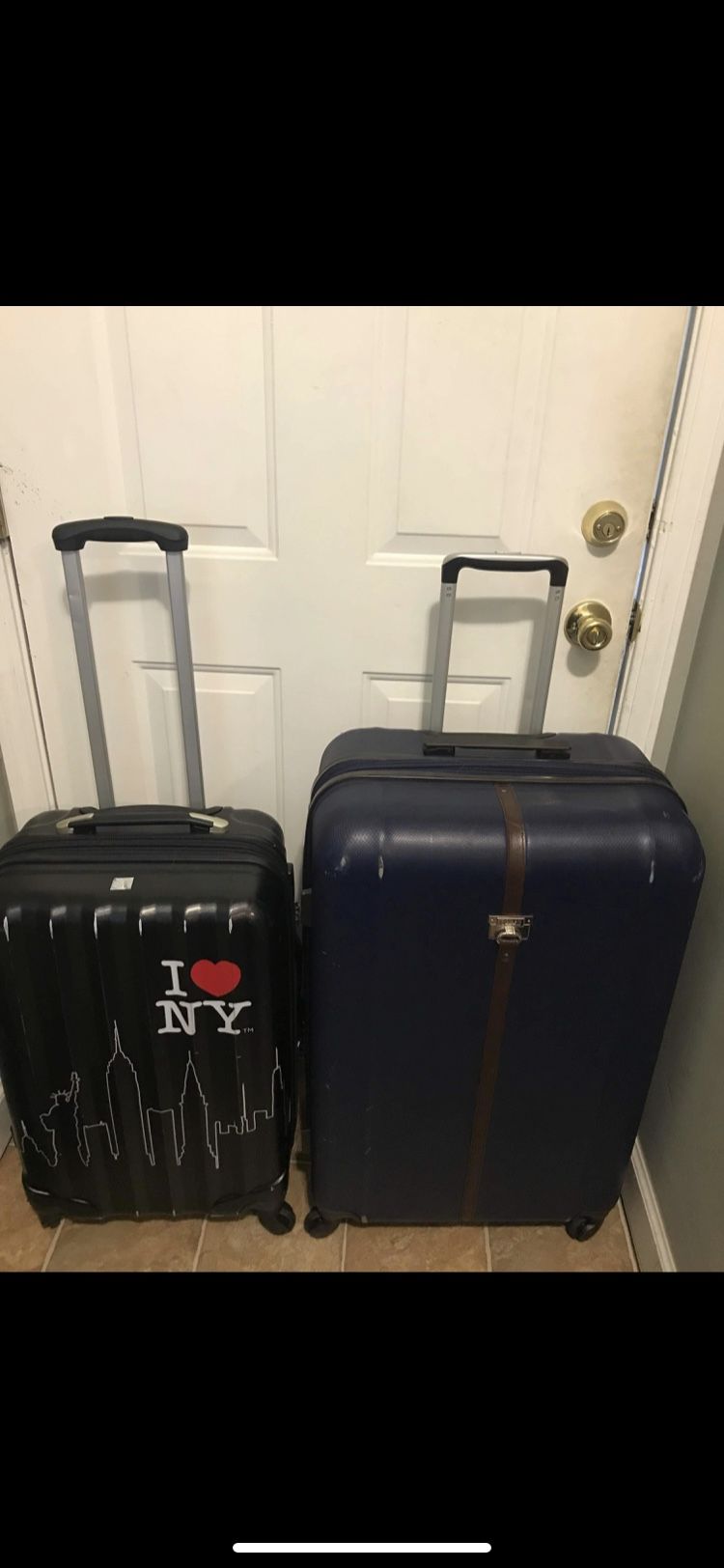 Luggage Bag The Bigger Is $40 The Black One Is $30 Both For $60