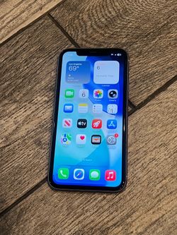 iPhone 11 Unlocked 64GB Purple 78% Battery