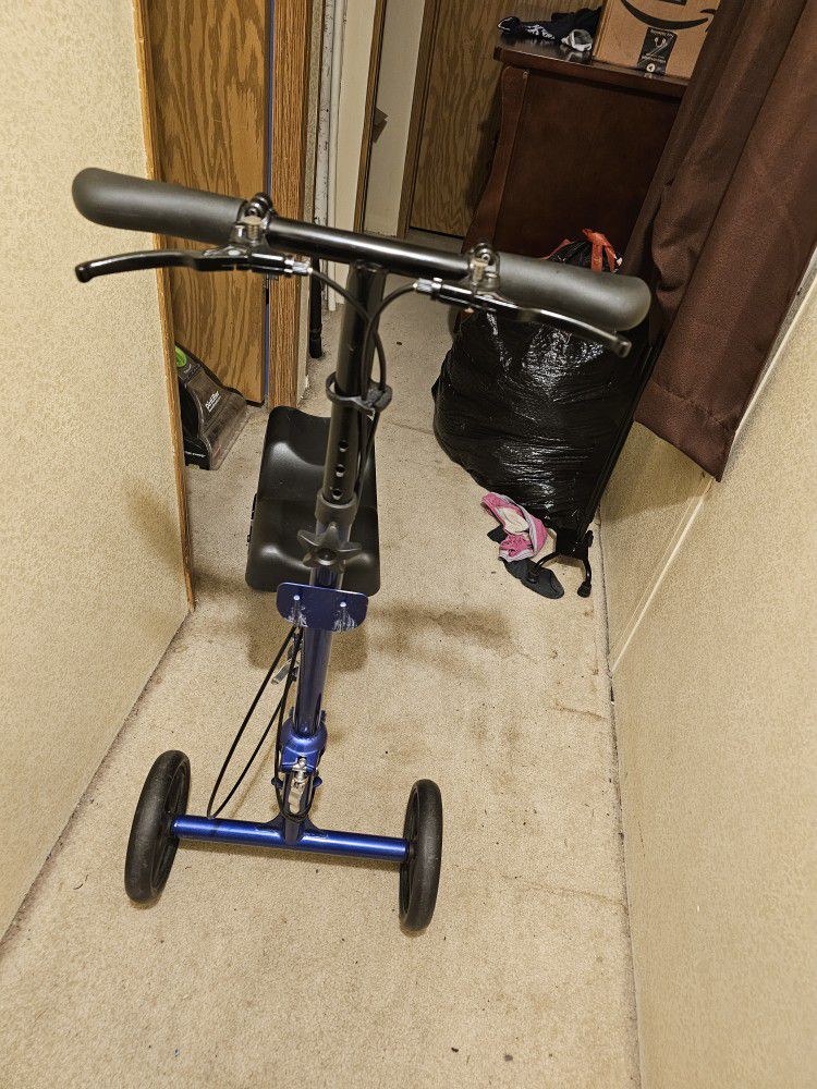 A Knee Scooter