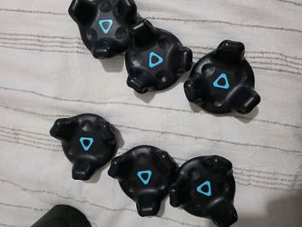 Valve index headset and base stations