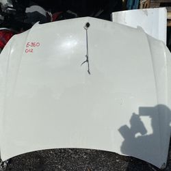 Parts 2011 Mercedes E350 Hood