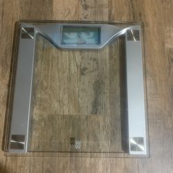 Weight Watchers GlassTop scale