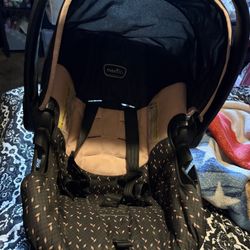 baby girl car seat with base 