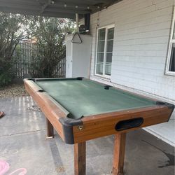 Pool table