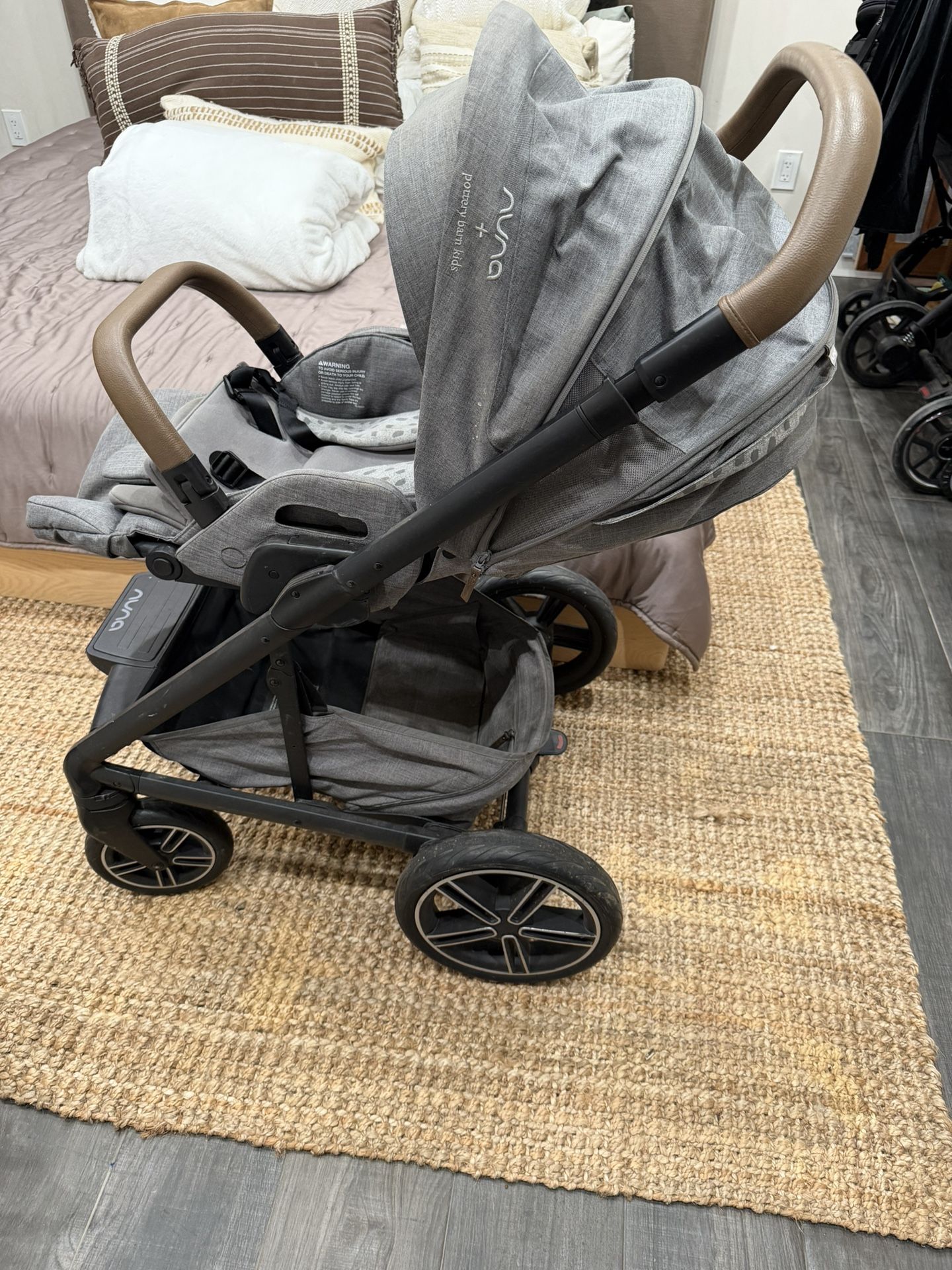 NUNA Stroller