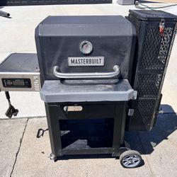 Master Built Gravity Series 800 Digital Charcoal Griddle + BBQ Grill + Smoker