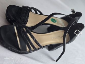 Women's shoes