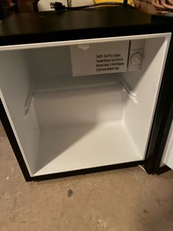 Mini refrigerator
