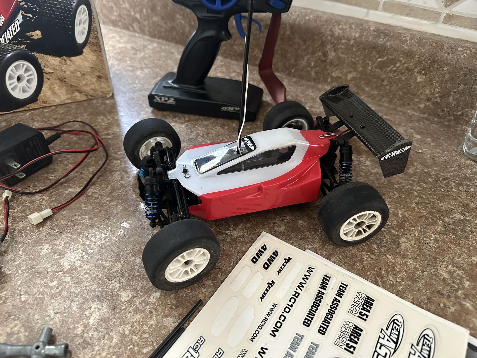 Team associated RC18b 1/18th Scale rc Buggy