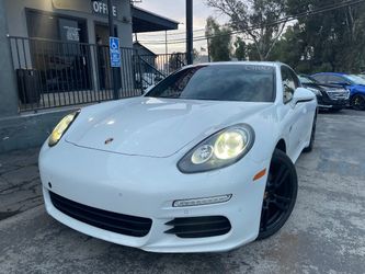 2015 Porsche Panamera