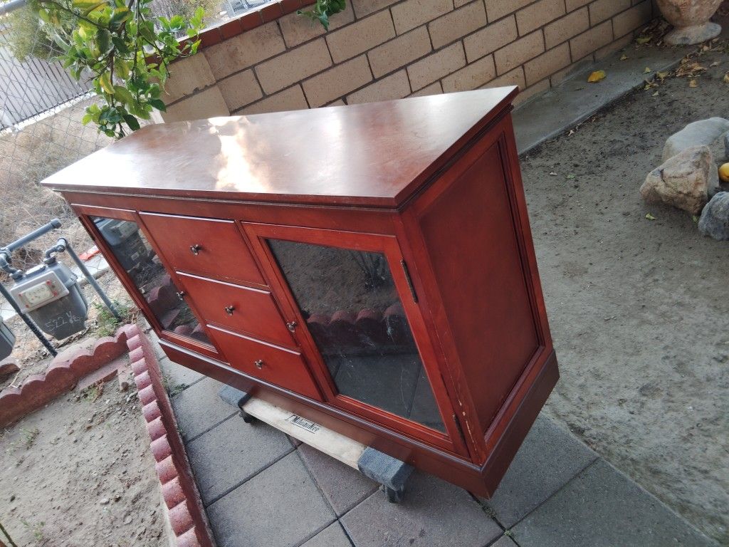 Mueble De Madera Buenas Condiciones 