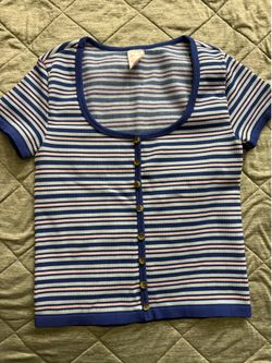 Striped old school top size Large