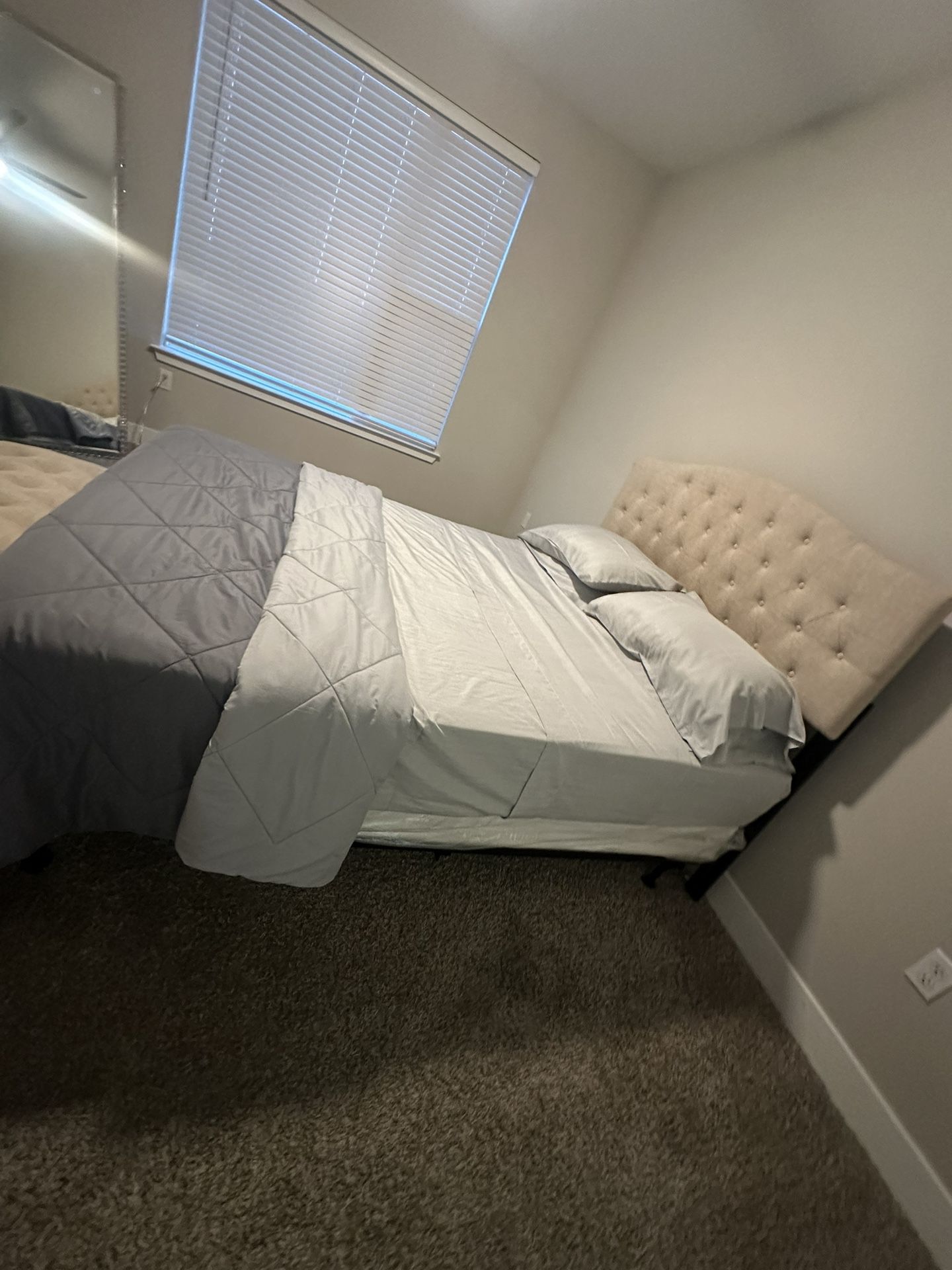 $75 Queen Tufted Bed Frame With Hybrid Mattress And Matching Bench