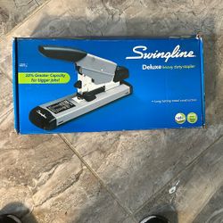 Swingline Deluxe Heavy Duty Stapler