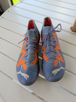 Puma Future Ultimate Supercharge FG/AG youth Soccer Cleats. Size 4.5