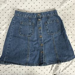 BDG Jean Skirt Size Small USED