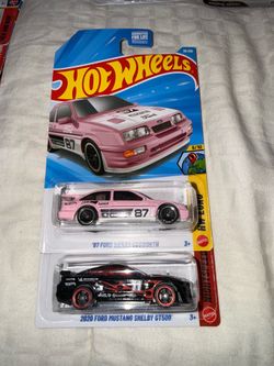 Hot wheels Ford lot
