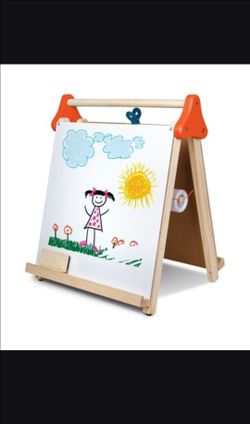 Wooden easel/chalkboard
