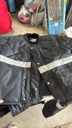 Work clothes . For cold