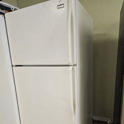 Kenmore Refrigerator Working Perfectly Fine Very Clean I Can Deliver To You 90 Days Warranty 
