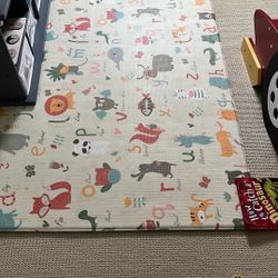 Kids Room Cushioned Floor Rug