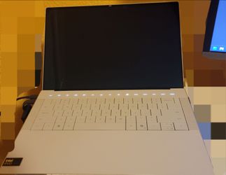 *CRACKED SCREEN 3.2k OLED TOUCHSCREEN DELL Xps 14 9440 *cracked sceen*