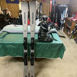 Salomon Ski Package With Boots And Bindings 