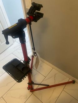 Goehner’s bike repair stand
